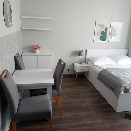 Horyzont Pokoje Goscinne Jastarnia Εξωτερικό φωτογραφία